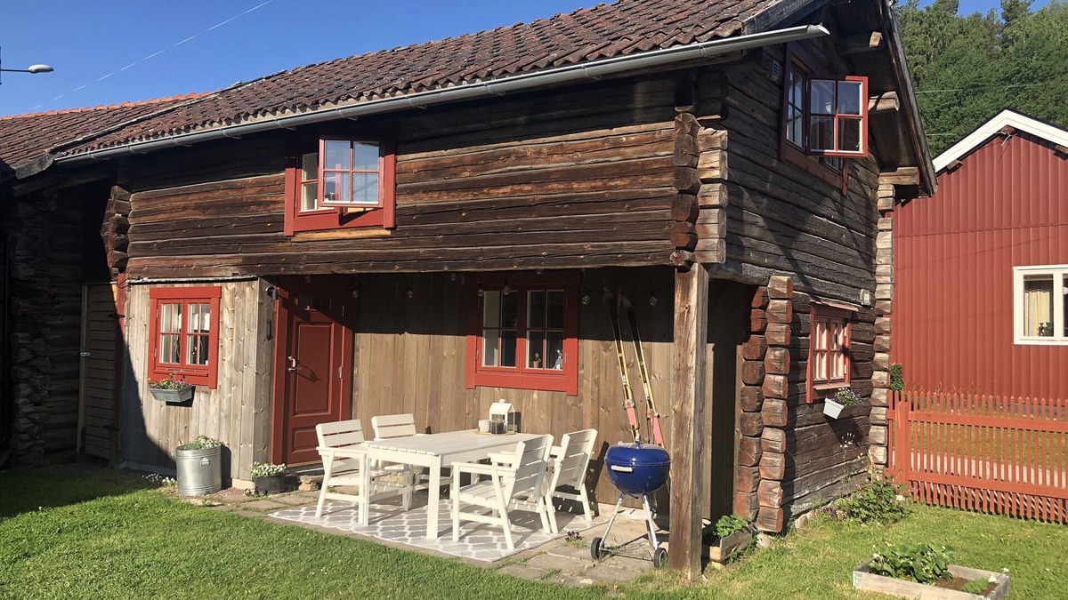 Mora Cabin | Live idyllic surroundings in the countryside