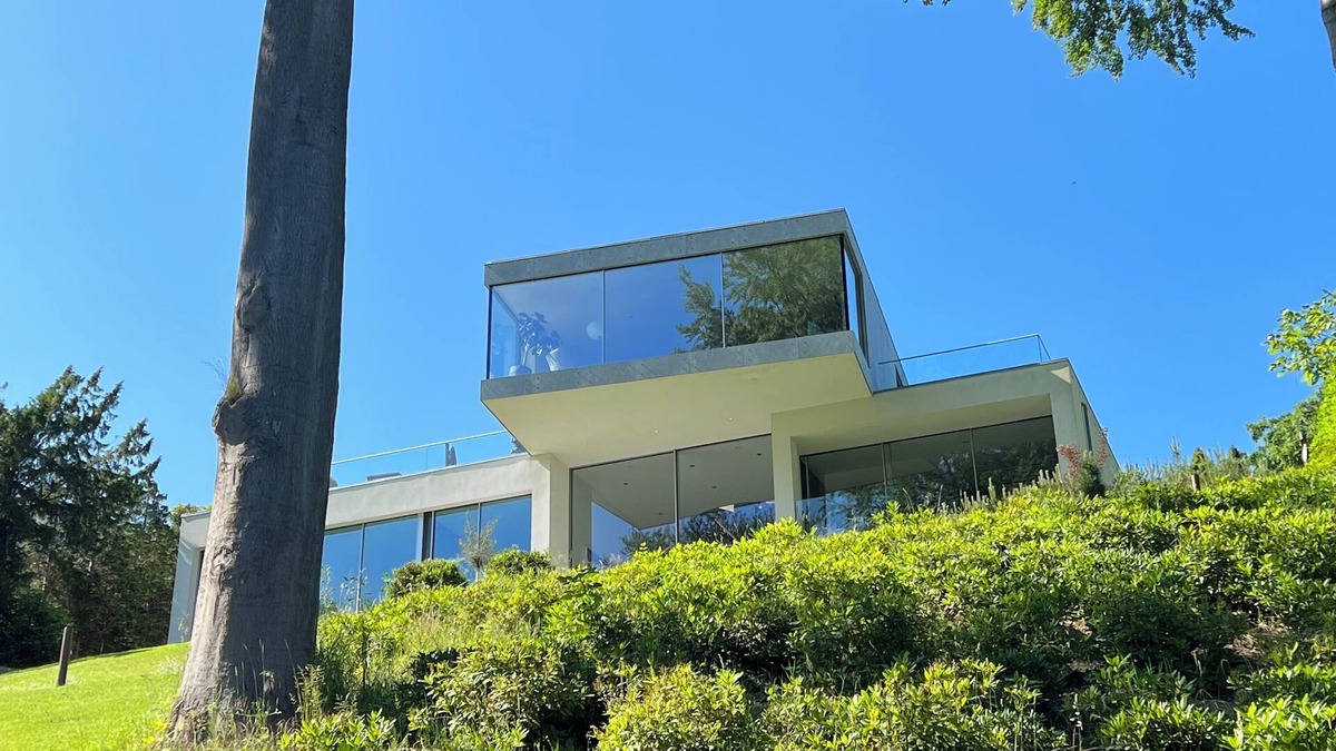 Holte House | Live in the house from the TV series everyone is talking about!