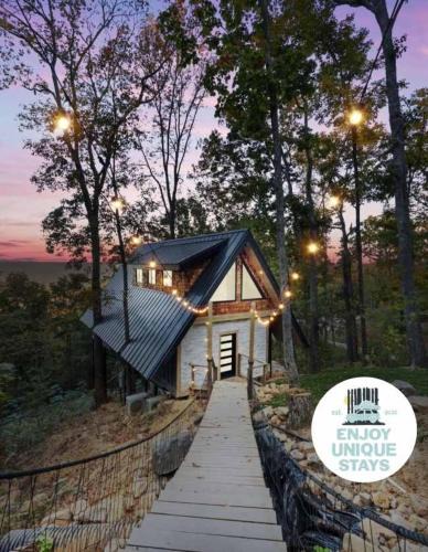 Wildwood House | Live Oak Treehouse at Treetop Escapes
