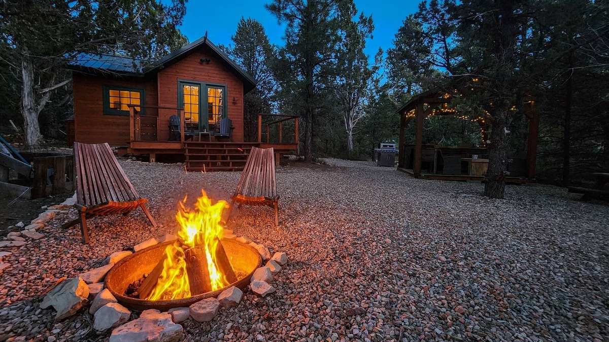 Orderville Cabin | Live Simply Cabin | Glamping at it's finest