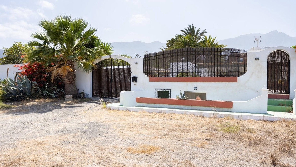 Malpais de Guimar Villa | Live Socorro Juan Fu