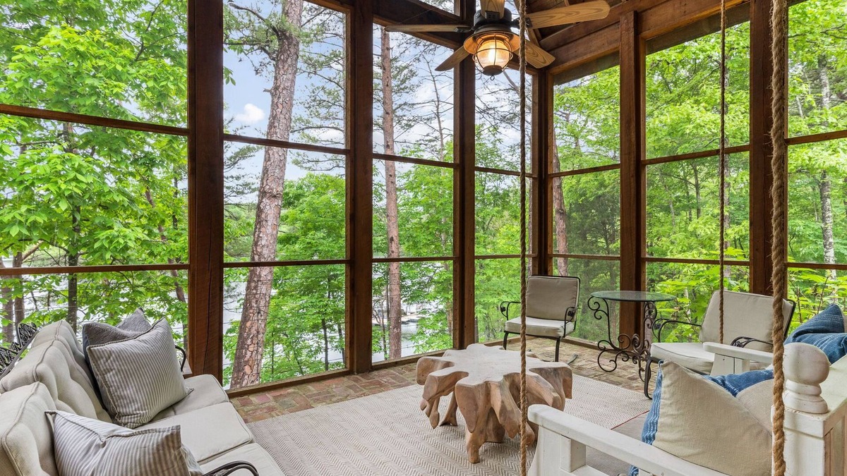 Arley House | Live the Lake Life - Paddle, Play, Relax: The perfect Lakefront Getaway!