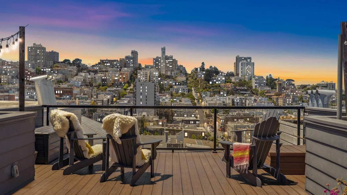 Telegraph Hill Apartment | Live the Penthouse Dream – Luxe, Views & Vibes in Iconic North Beach