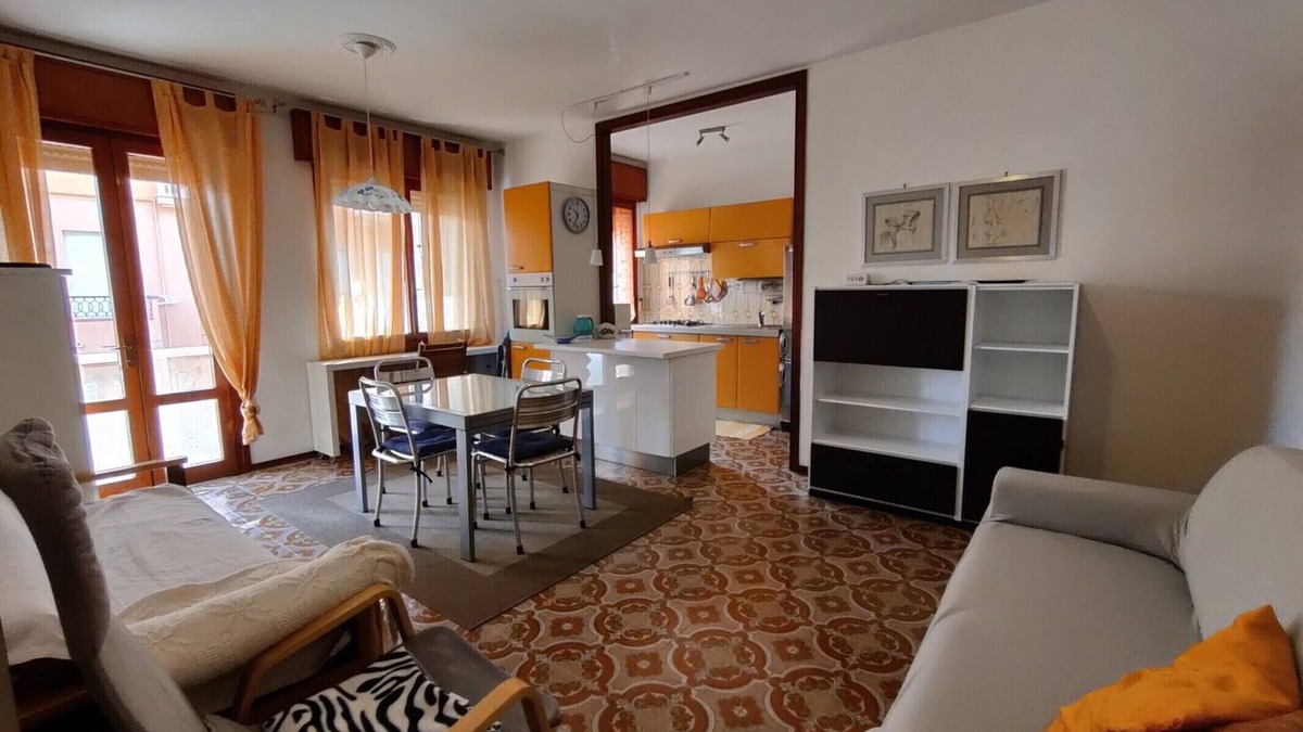 Caorle Apartment | Lively and bright flat in Caorle