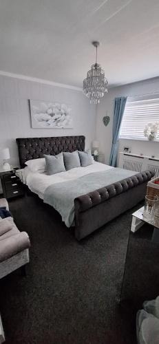 Bootle Apartment | Liverpool Air b and b