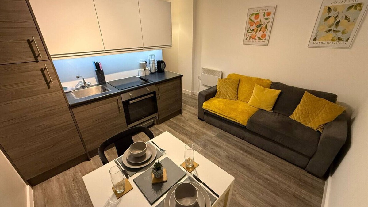 The Docks Apartment | Liverpool One Studio Apartment City Centre