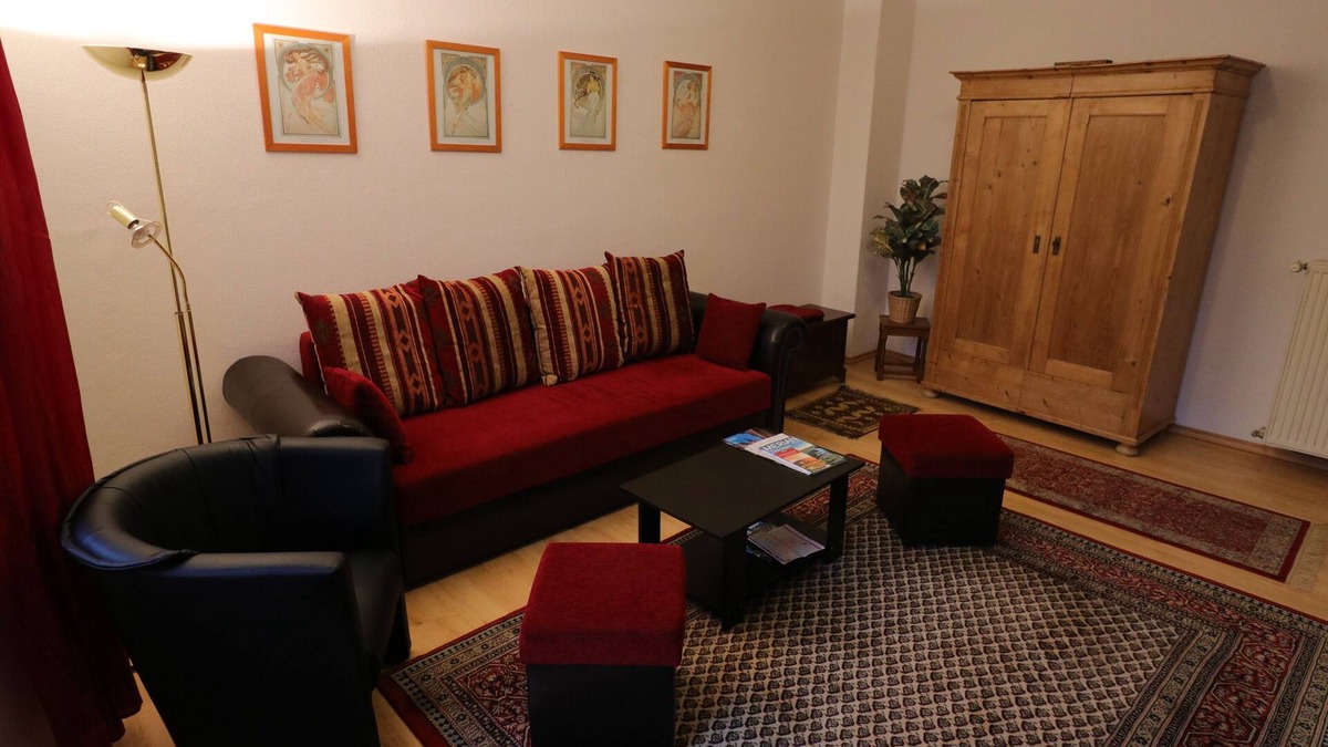 Daberstedt Apartment | Living at the Erfurt Südpark with WiFi