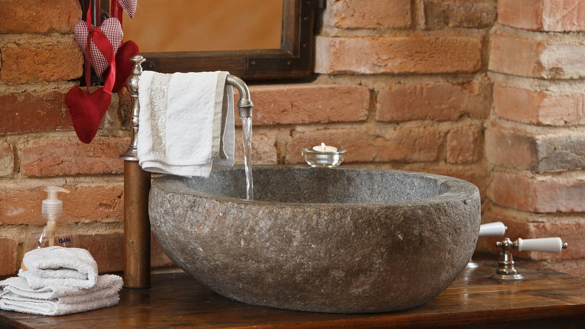 Furth im Wald Apartment | Living in a manor house right on the edge of the forest with wellness areaDog-friendly!