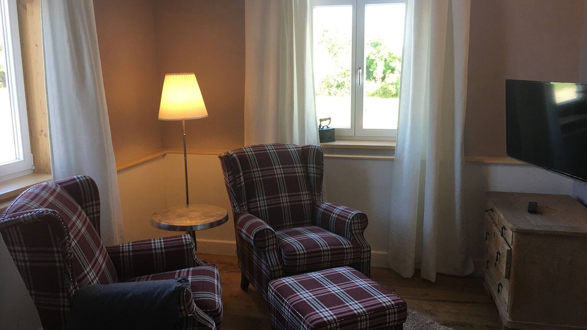 Dassel Apartment | Living in the mill building, surrounded by green meadows.