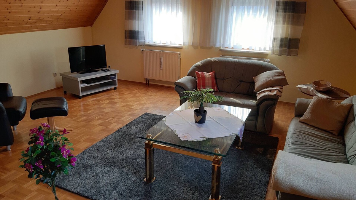 Eggolsheim Apartment | Living like home😃