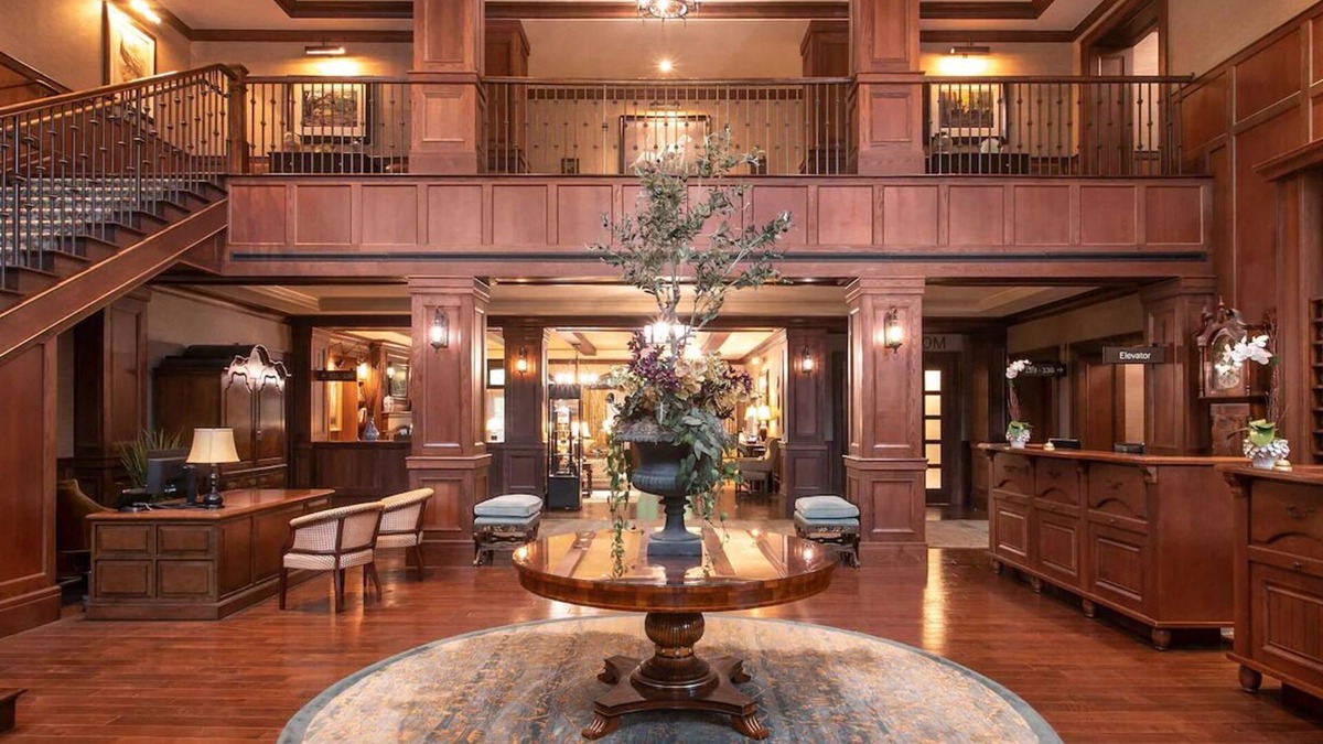 Adairsville Hotel | Living the Cottage Suite Life & Outdoor Adventure Awaits! Pool, Spa & Fitness