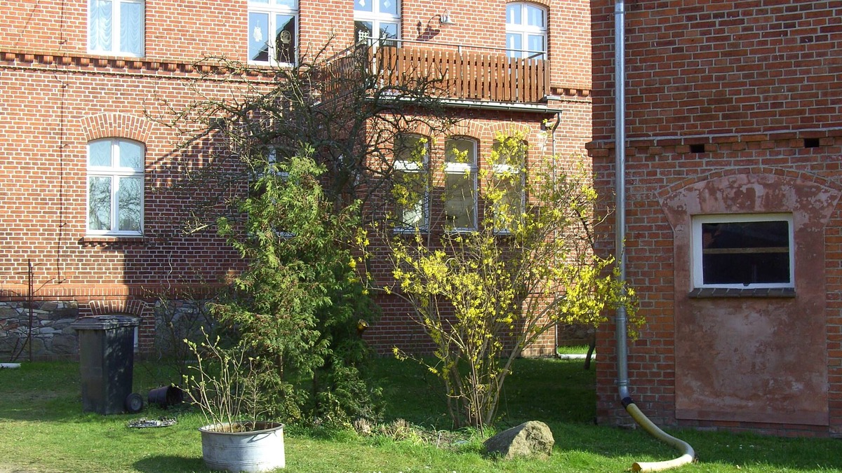 Roddan Apartment | Living together in the monument, 5 people, possibly Extra bed, suitable for children