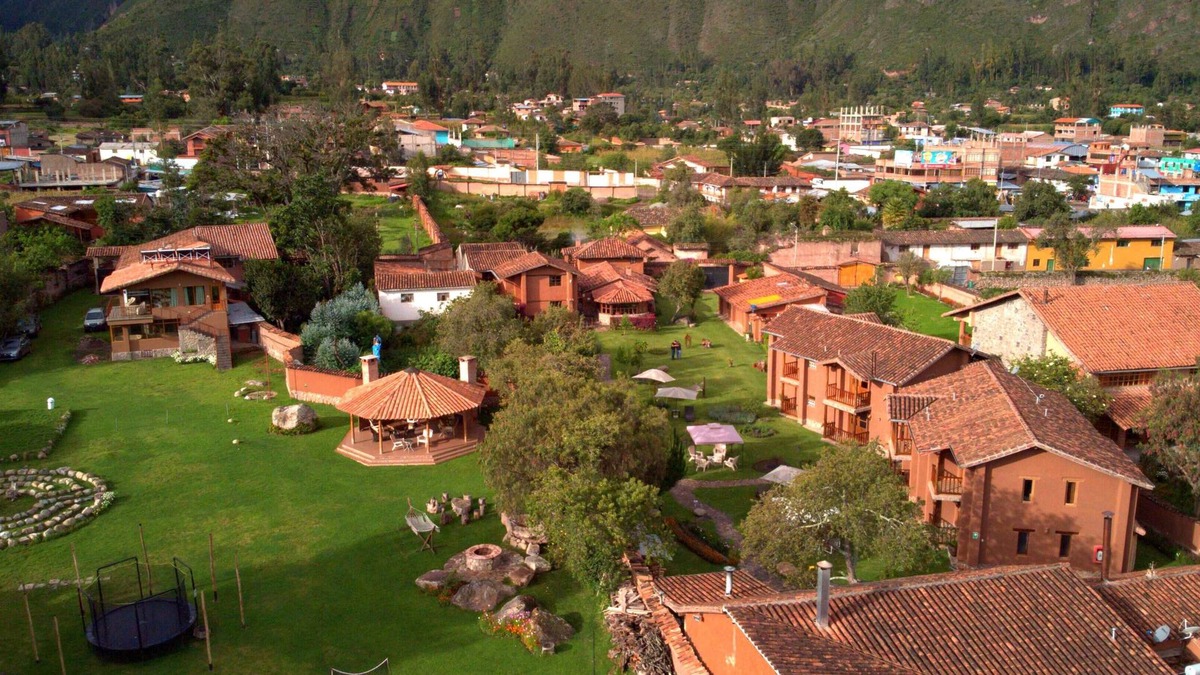 Urubamba Hotel | Lizzy Wasi, a TripAdvisor Hall of Fame hotel with 30% discount rate