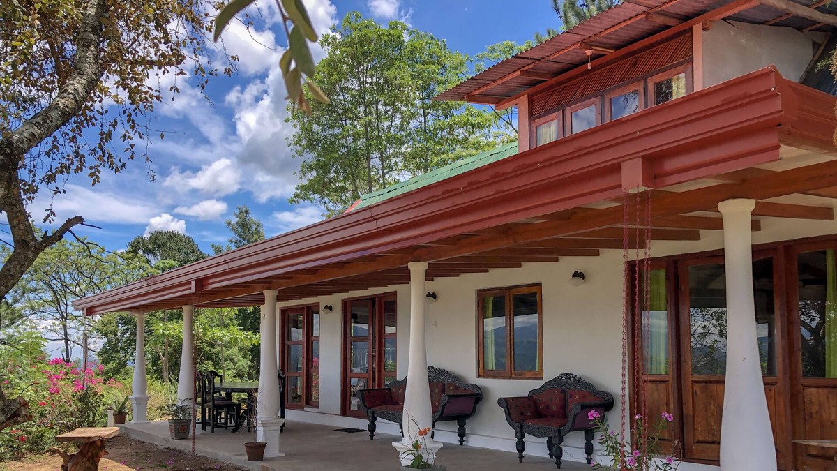 Udispattuwa House | Old Priests House ,Knuckles Mts. fantastic views ,ideal families, Trekking cntr.