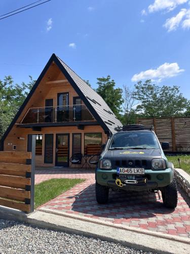 Corbi Ski Chalet | LKS A-frame