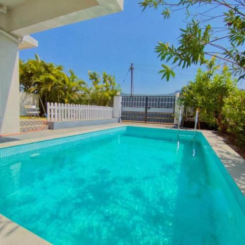 Malavli Villa | ll EMPYREAN STAY ll MARIGOLD VILLA ll 3BHK ll AC ll PRIVATE POOL ll