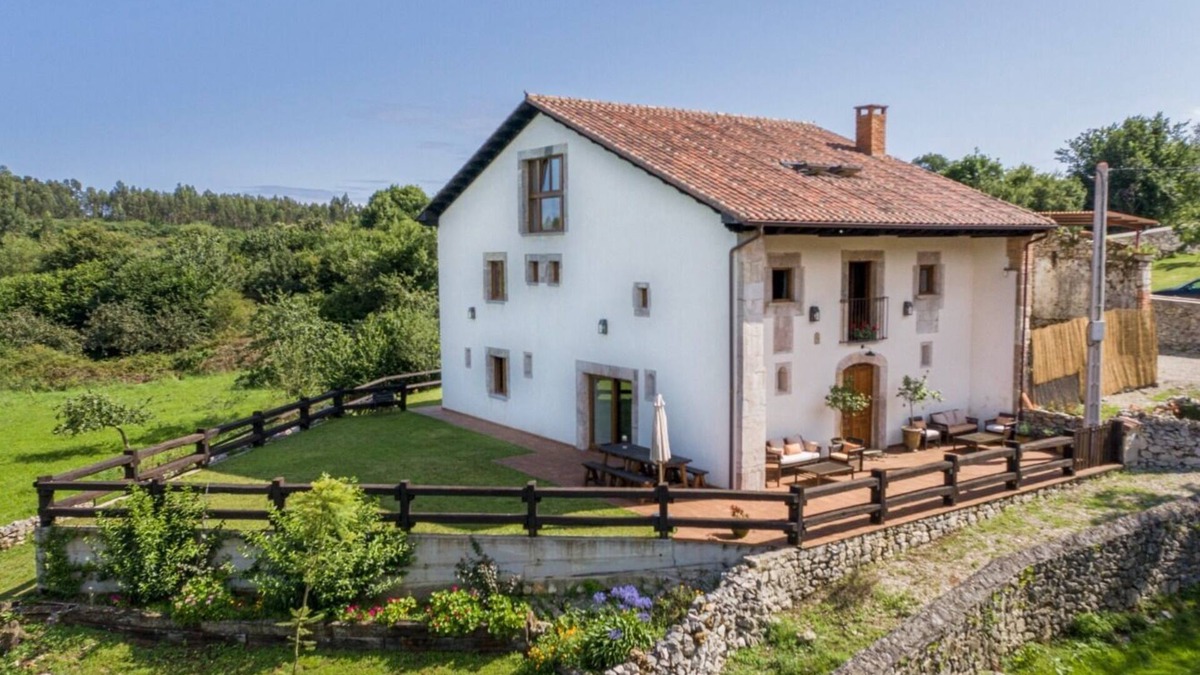 Puertas De Vidiago Cottage | Llanes, 6 double rooms with bathroom