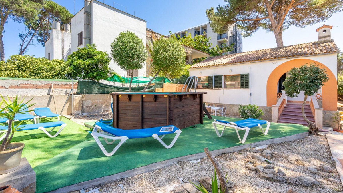 Les Meravelles Villa | Llinya 7 - with private swimming pool