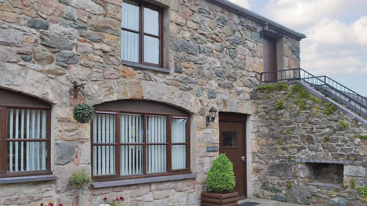 Bont Newydd Cottage | Llofft Yr Yd - 16984