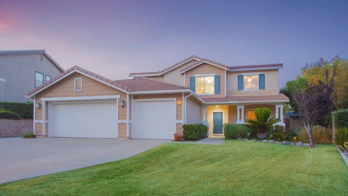 Loma Linda House | LLU Entire House · 4 bedroom 2 miles from Hospital