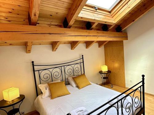 Montella I Martinet Apartment | Lludriga, alojamiento en Martinet, Puigcerdá