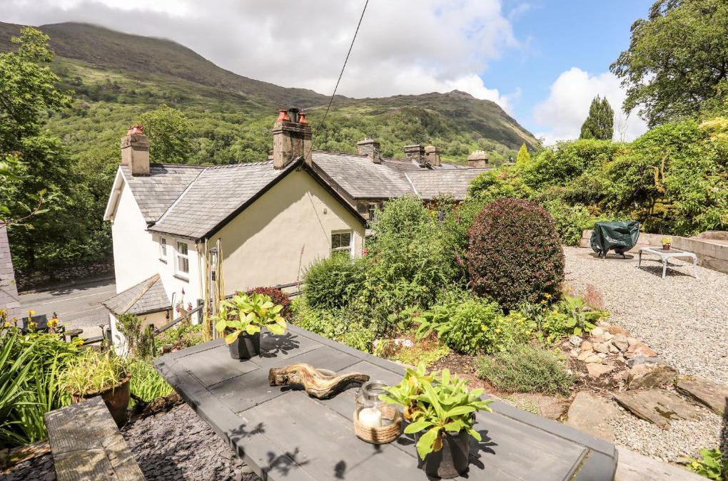 Nant Gwynant House | Llys Elen