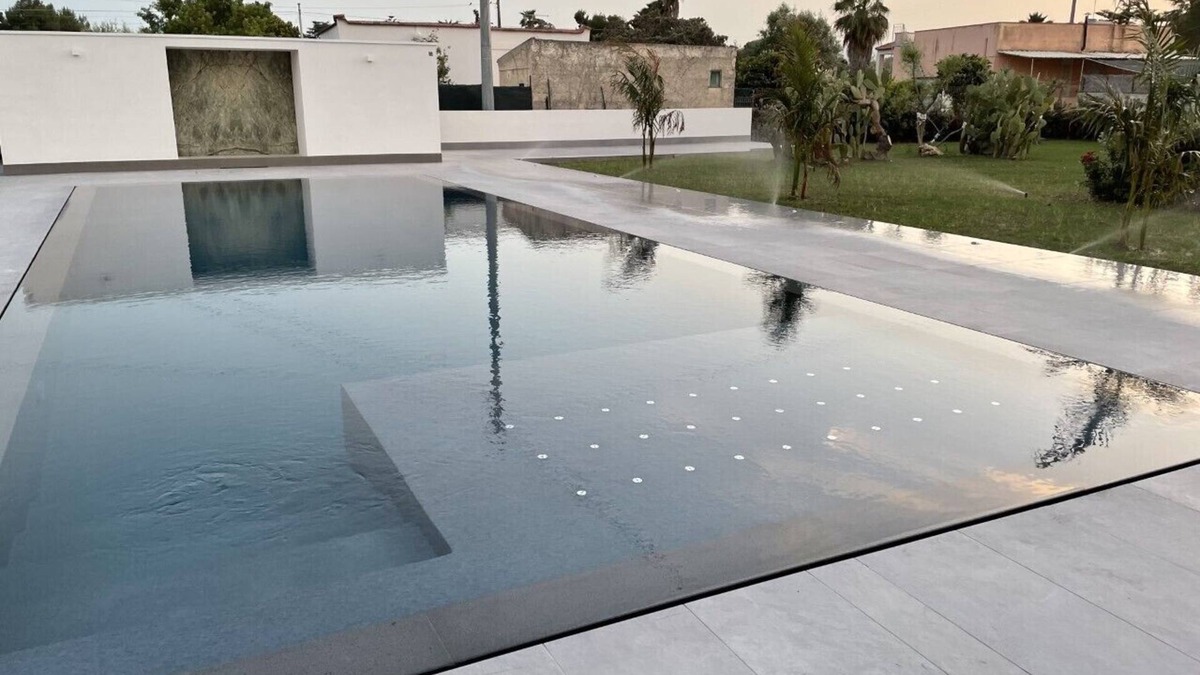 Fontane Bianche Villa | Lm7 Prestige Suite 250 meters from the sea with swimming pool, garden and terraces
