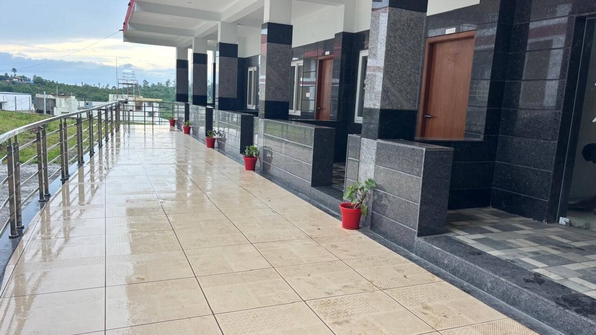 Yercaud Hotel | LMS RICHMOUNT NATURAL RESORT & SPA