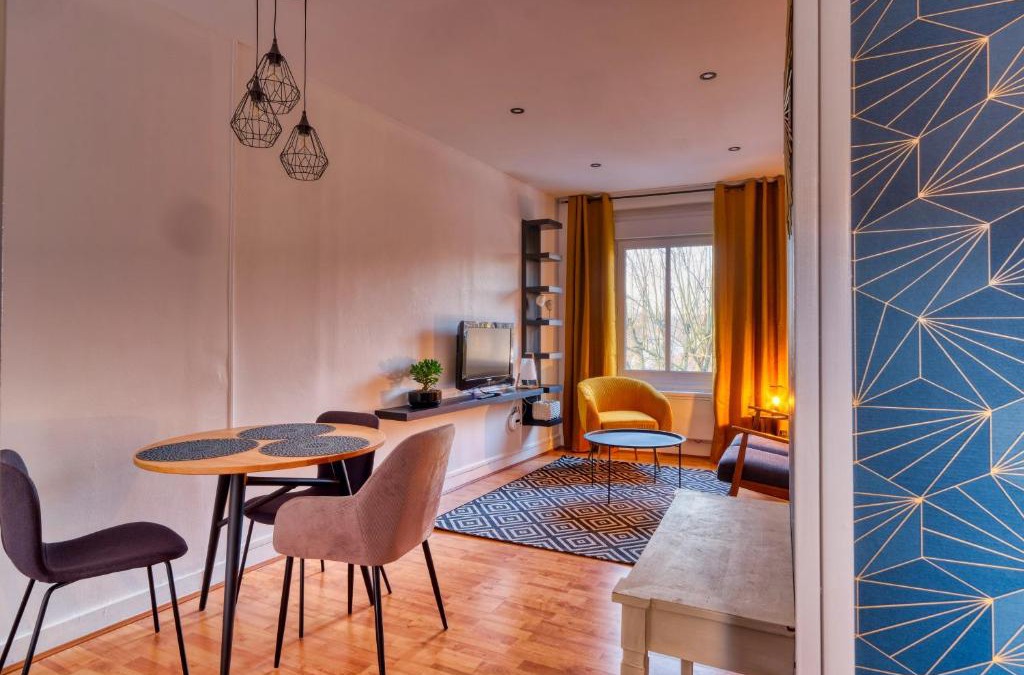 Peronne Apartment | LnBnB * Appartement cosy * Péronne centre * face au château