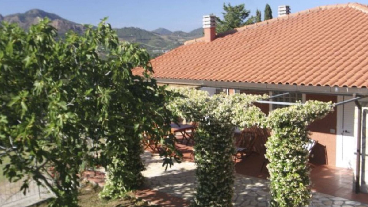 Capoliveri Villa | Lo Scoglio nice small villa with Amazing view
