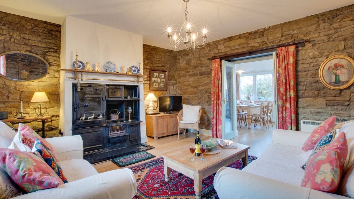 Woodhorn House | Lobster Pot Cottage - One Bedroom House, Sleeps 2