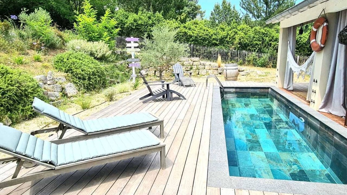 Saint-Andre-de-Roquepertuis House | Local stone Provencal country cottage with pool