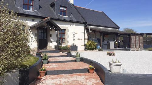 Locarn Bed & Breakfast | Locarn Lodge, Goas Rep
