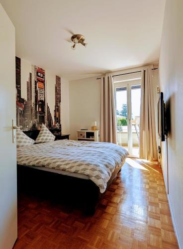 Locarno Apartment | Locarno, Casa Pioda - nahe Zentrum, mit Balkon und Parkplatz
