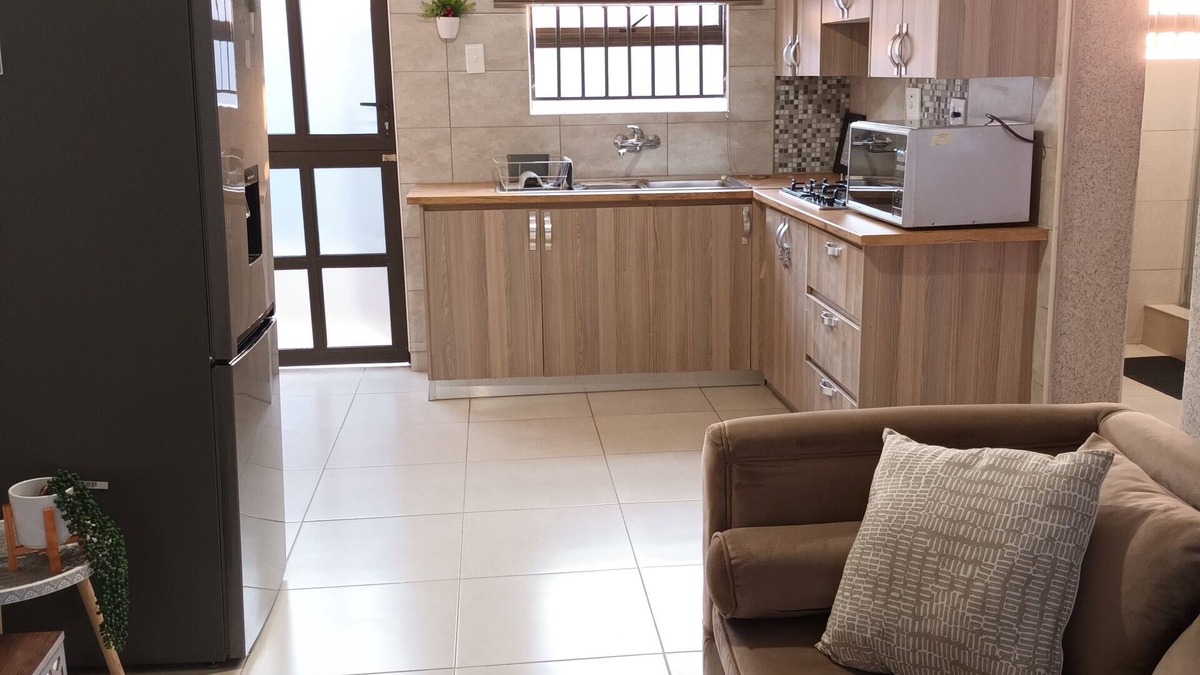 Thohoyandou Apartment | Located at a quiet & safe area with all essential amenities perfect 4 long stay