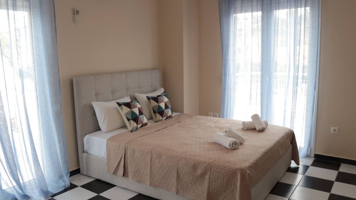 Paliouri Villa | Located in Kanistro 70meters from the Sea in a quite area weith a nice garden
