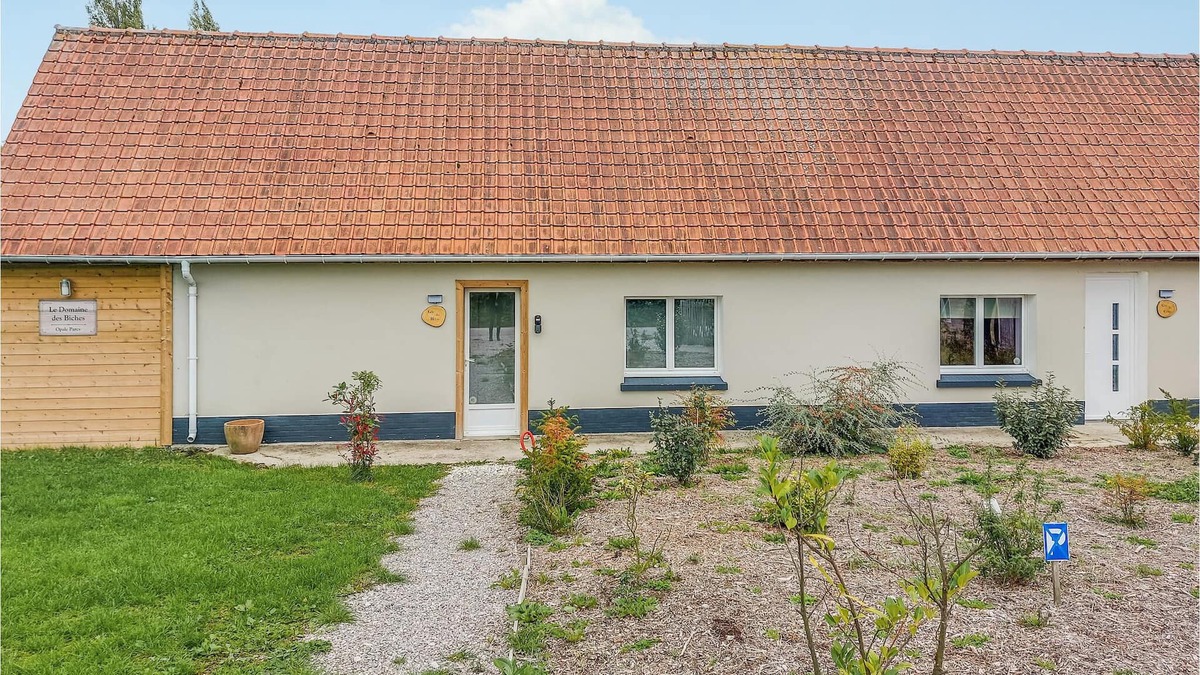 Longueville House | Located in the heart of the Côte d'Opale, here you can take a relaxing break in the midst of nature