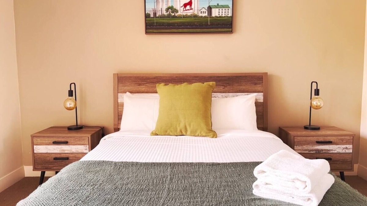 Fremantle Apartment | Located in the heart of the West End of Fremantle amongst vibrant cafes and bars