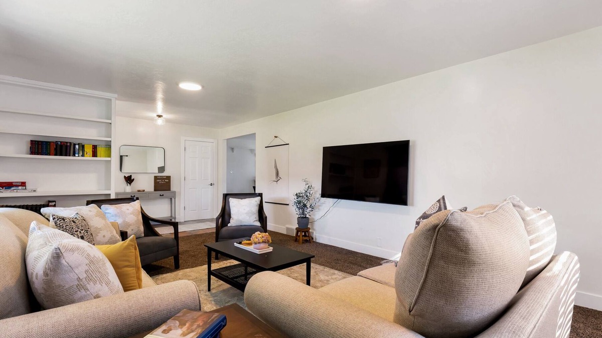 Highland House | Located near the mouth of American Fork Canyon