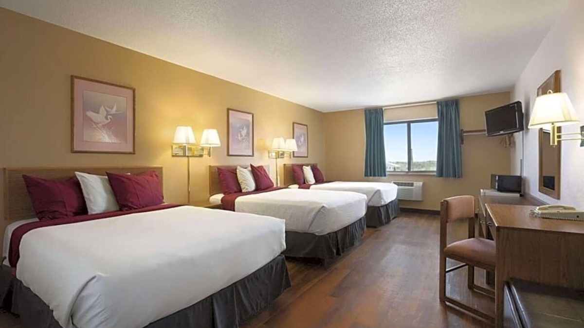 East Las Vegas Apartment | Located off Interstate 25, this Las Vegas .