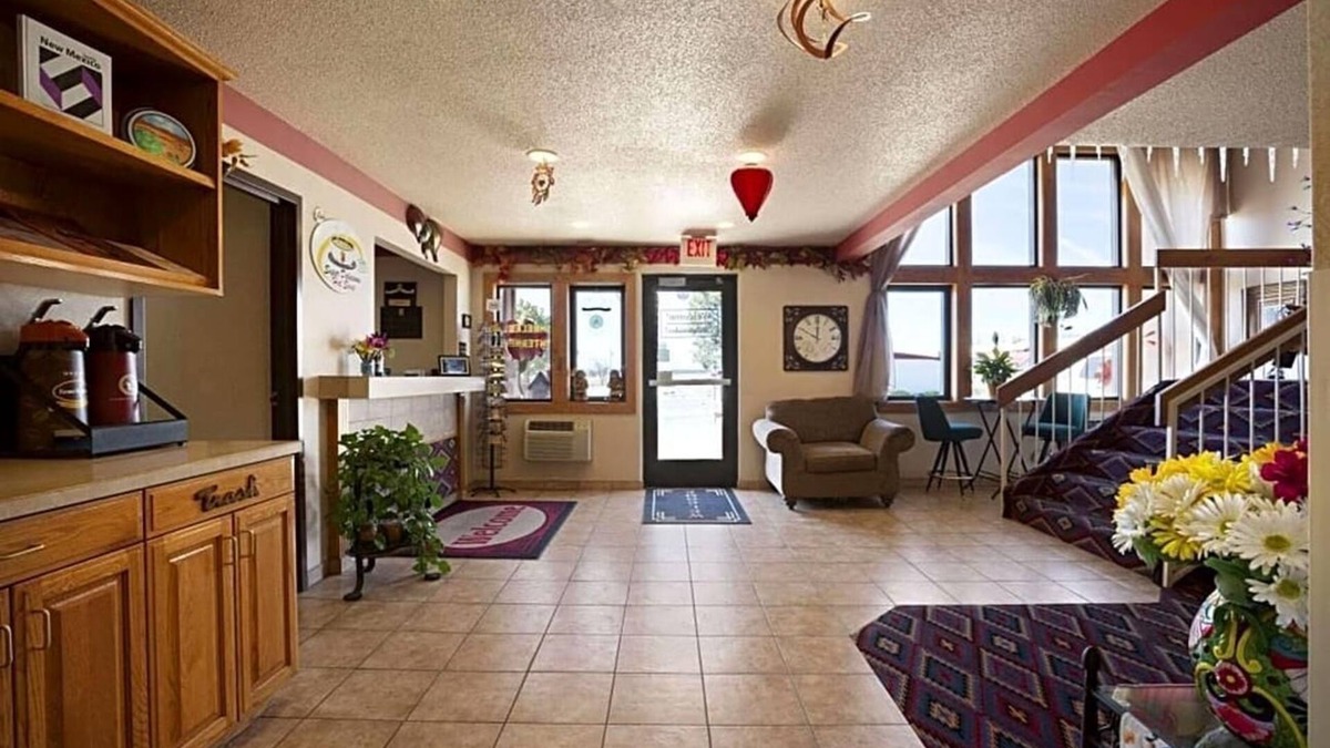 East Las Vegas Apartment | Located off Interstate 25, this Las Vegas .