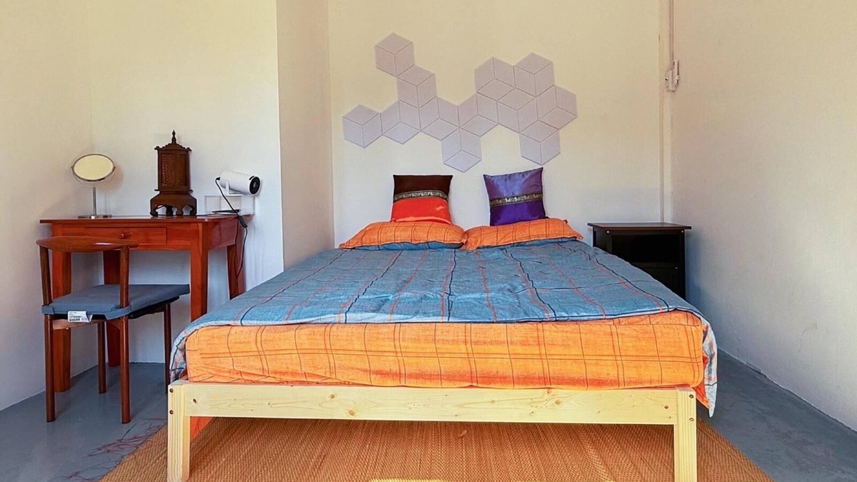 Rama 9 Apartment | Located at CBD Rama 9 convenience area. Private Room with Share bath