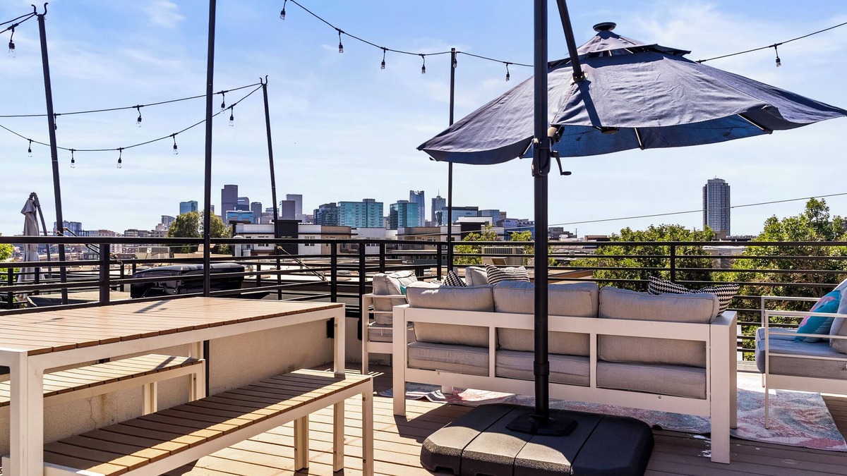 Highland House | Location! 2 Bedroom Townhouse w/Rooftop Deck in LoHi
