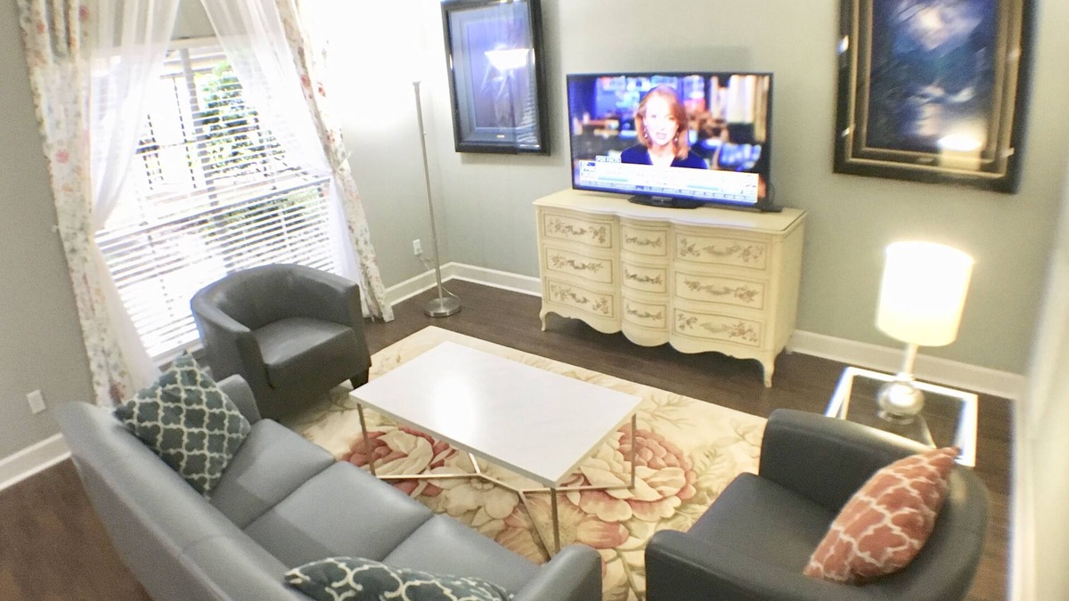 Energy Corridor House | Location and super clean 2 bedroom townhome