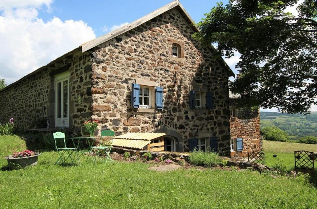 Saint-Front House | Location authentique avec cheminée et toit de chaume, proche nature et activités à St-Front - FR-1-582-291