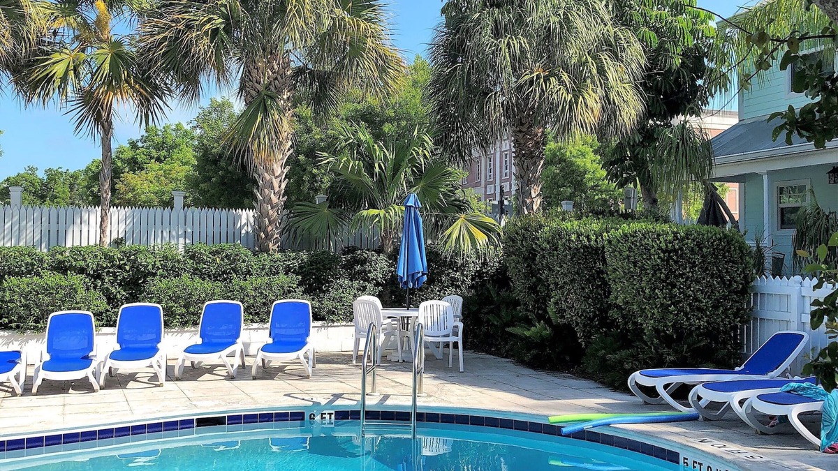 Bahama Village House | Location, Beauty & Comfort @ Truman Annex