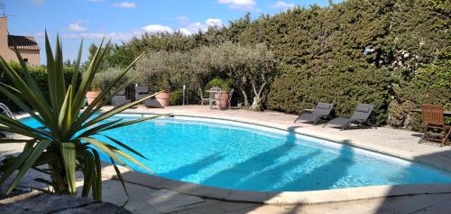 Beaucaire House | Location Gîte en Provence