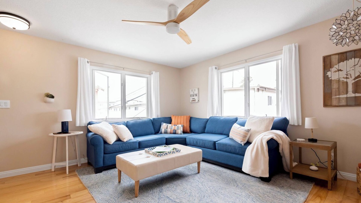 The Strand Apartment | Location! Location! Location!
