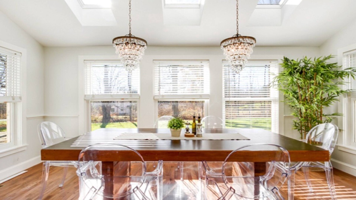 West Stockbridge House | Location! Location! Berkshire Glamour (and comfort) Meets Town And Country