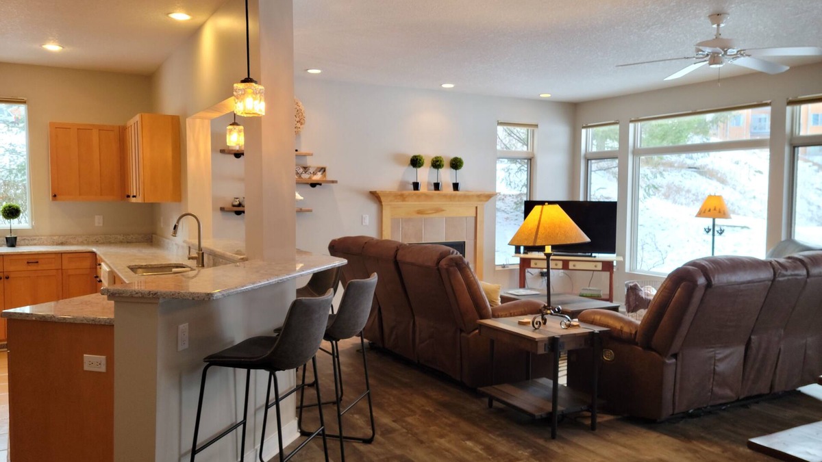 Bellaire Condo | LOCATION LOCATION! Golfers Paradise & ski in/out on the 18th green Cedar River